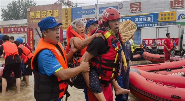 驰援涿州抗洪抢险，全国专业应急救援力量火速集结