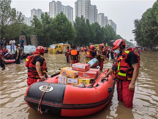 驰援涿州抗洪抢险，全国专业应急救援力量火速集结