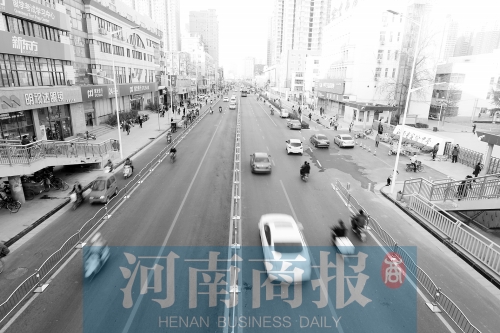 郑州市文化路设施建设到位 360度监控24小时拍违章