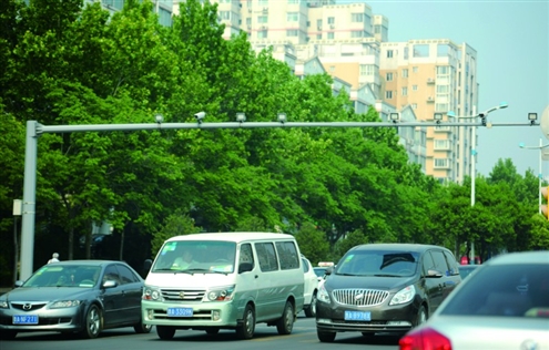 两千余个电子警察 构筑济南智能交通系统