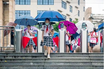 “禁机令”来了，熵基科技助力中小学人性化管理学生手机