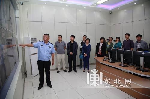 哈尔滨公民警校开班 校长走进警营学习安全防范知识